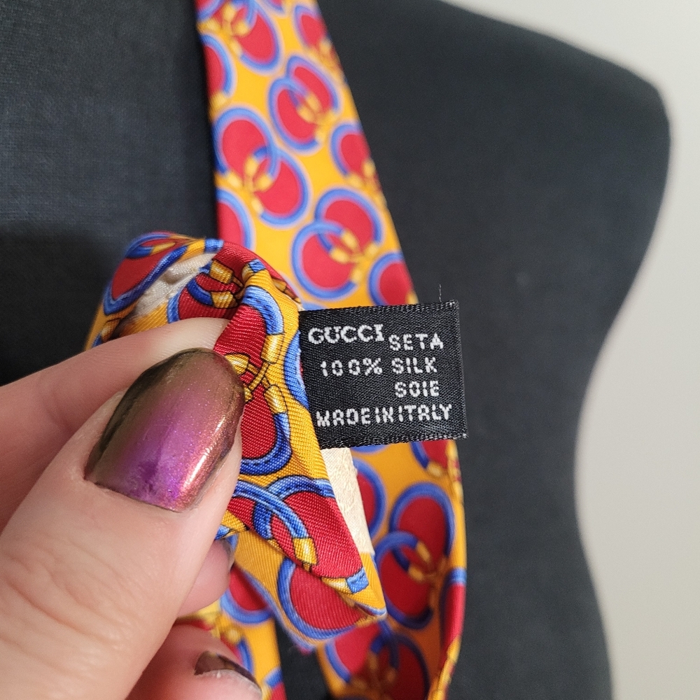 Gucci Red Geometric Pattern Tie - Picture 8 of 13